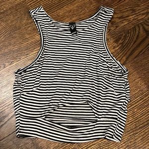 Stripped Crop Top